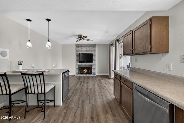 4726 W COLUMBINE Drive, Glendale, AZ 85304