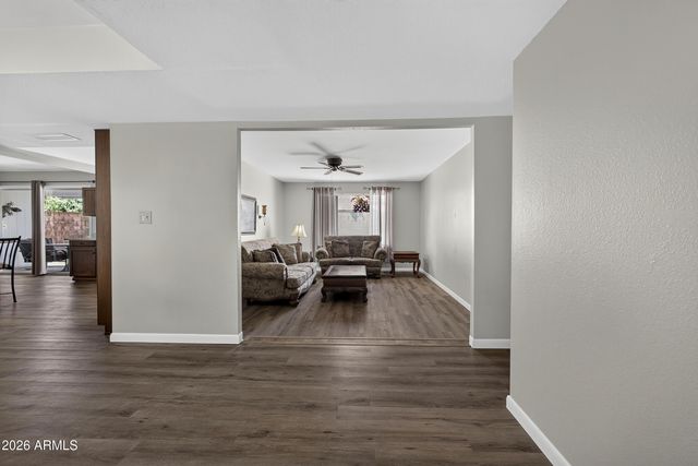 4726 W COLUMBINE Drive, Glendale, AZ 85304