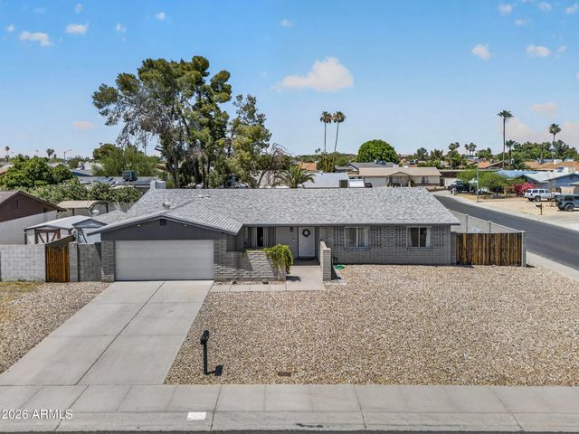 4726 W COLUMBINE Drive, Glendale, AZ 85304