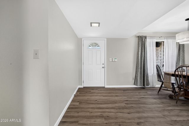 4726 W COLUMBINE Drive, Glendale, AZ 85304
