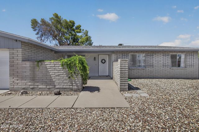 4726 W COLUMBINE Drive, Glendale, AZ 85304