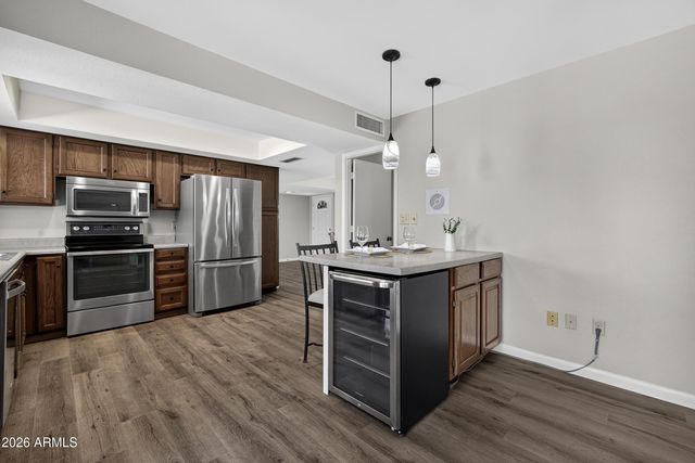 4726 W COLUMBINE Drive, Glendale, AZ 85304