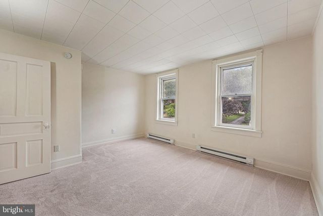 322 W LINCOLN HWY, Coatesville, PA 19320