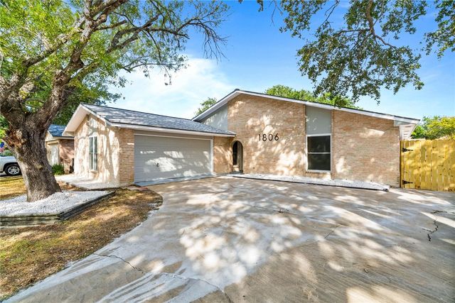 1806 Brazos Dr, Corpus Christi, TX 78412