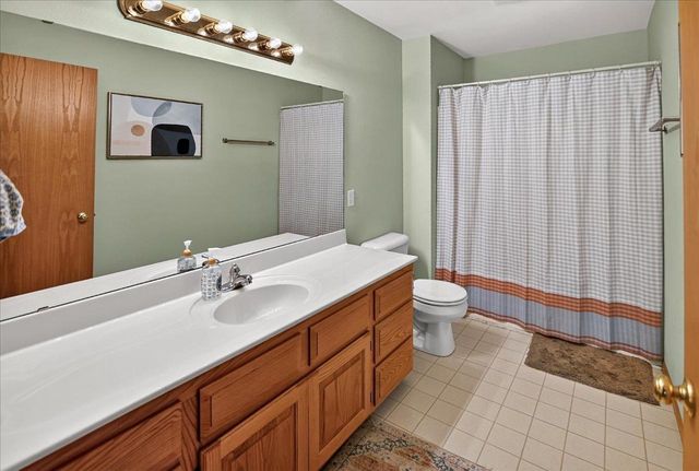 3212 Dorchester Way, Madison, WI 53719