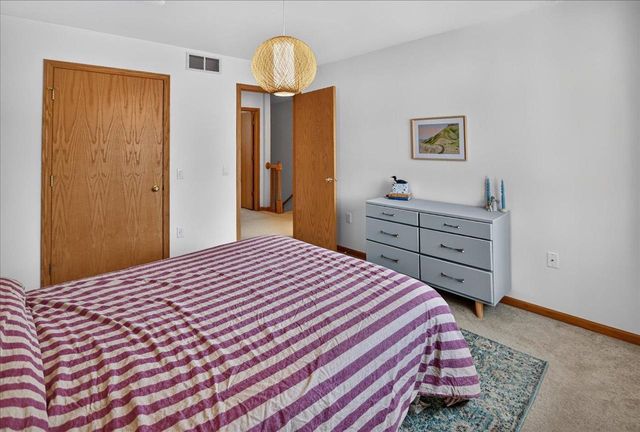 3212 Dorchester Way, Madison, WI 53719