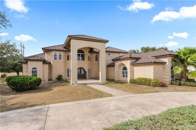 1320 S Westgate Drive, Weslaco, TX 78596