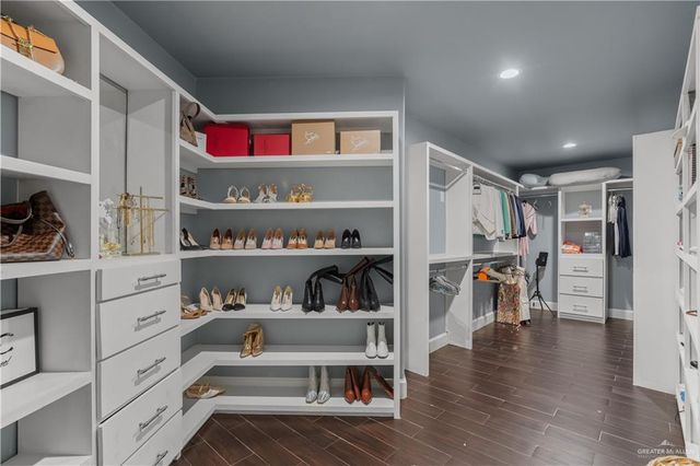 1320 S Westgate Drive, Weslaco, TX 78596