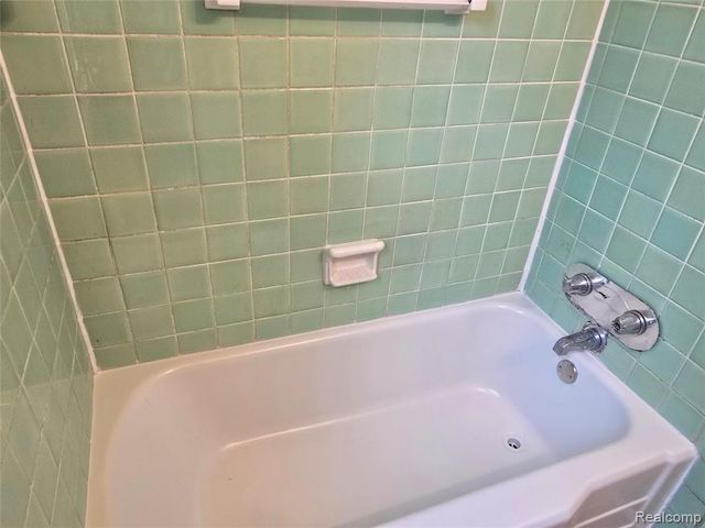 16740 Stahelin Avenue, Detroit, MI 48219