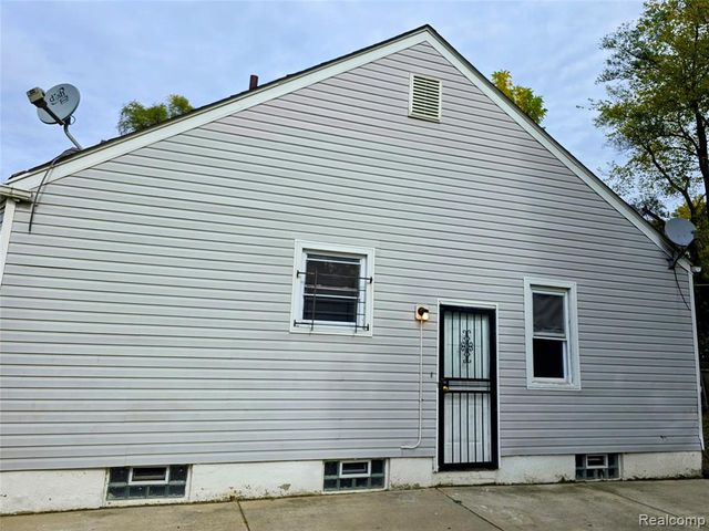 16740 Stahelin Avenue, Detroit, MI 48219