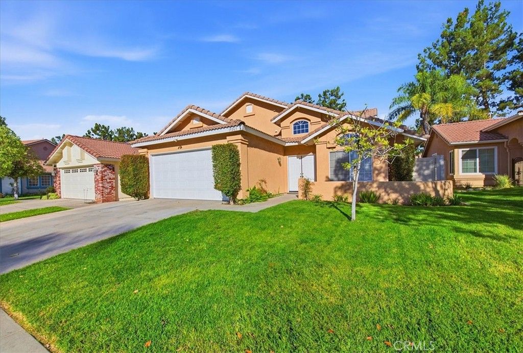 19265 White Dove, Riverside, CA 92508 — photo 2