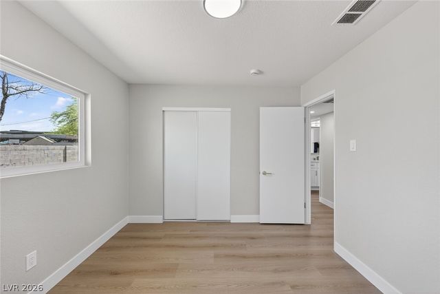 2484 Anglia Street, Las Vegas, NV 89142