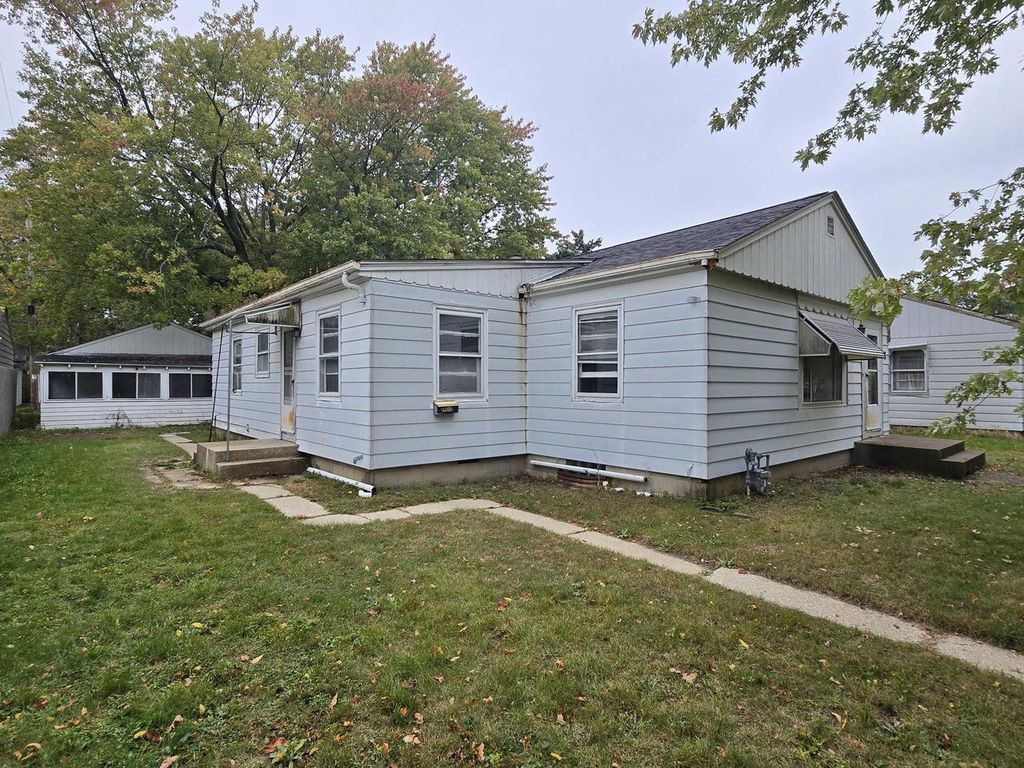 4459 S New York AVENUE, Saint Francis, WI 53235