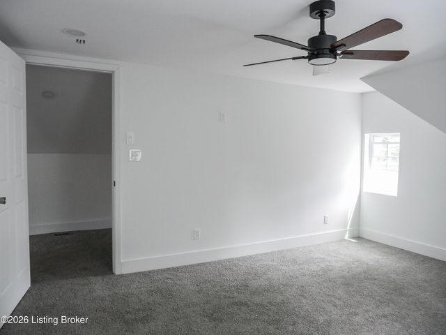 1624 Hemlock Ct, Louisville, KY 40211