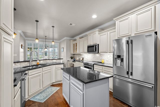 2716 Henagan Ln., Myrtle Beach, SC 29588