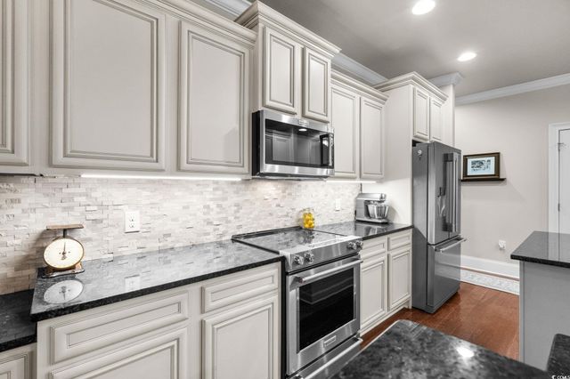 2716 Henagan Ln., Myrtle Beach, SC 29588