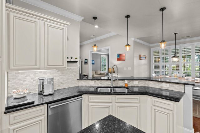 2716 Henagan Ln., Myrtle Beach, SC 29588