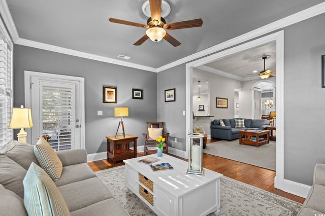 2716 Henagan Ln., Myrtle Beach, SC 29588