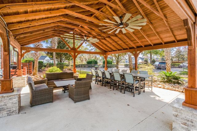 2716 Henagan Ln., Myrtle Beach, SC 29588