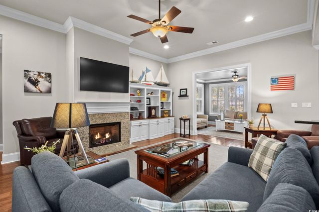 2716 Henagan Ln., Myrtle Beach, SC 29588