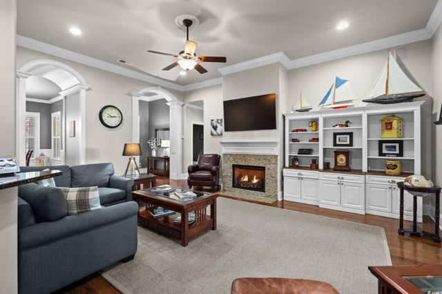 2716 Henagan Ln., Myrtle Beach, SC 29588