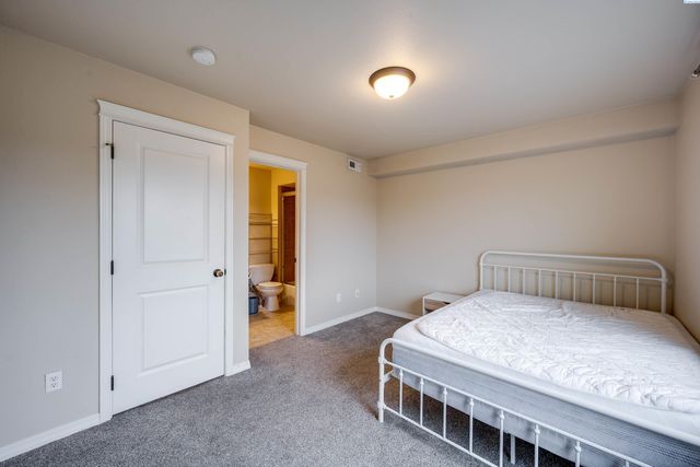 715 NE Oak Street Condo B, Pullman, WA 99163