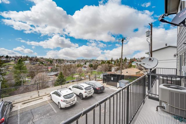 715 NE Oak Street Condo B, Pullman, WA 99163