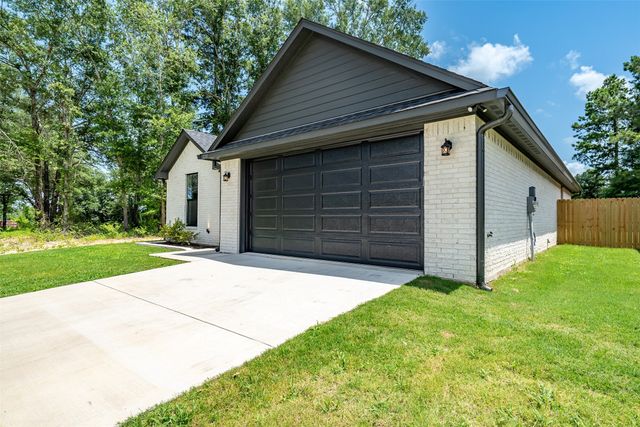 11205 CR 166, Tyler, TX 75703