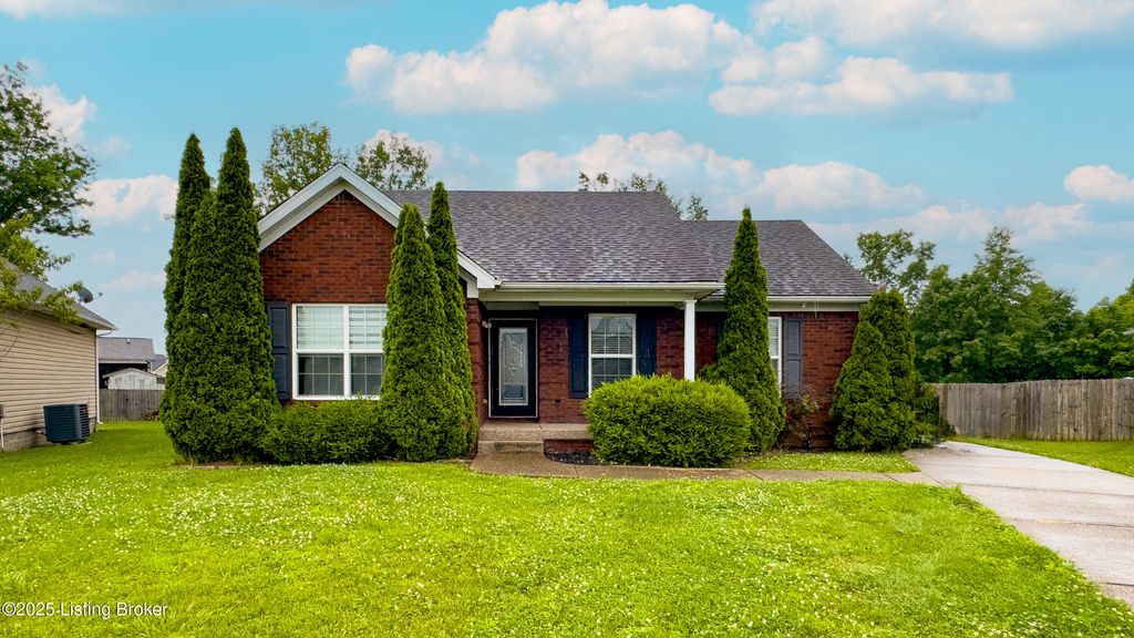 980 Tecumseh Dr, Shepherdsville, KY 40165