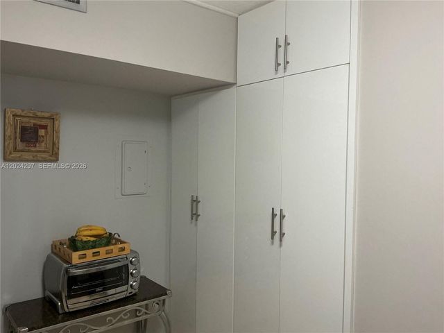 3850 Washington St 1010, Hollywood, FL 33021