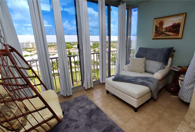 3850 Washington St 1010, Hollywood, FL 33021