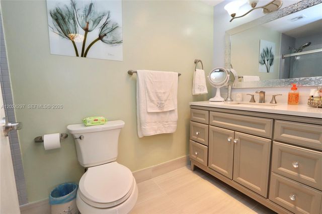 3850 Washington St 1010, Hollywood, FL 33021
