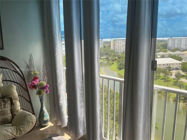 3850 Washington St 1010, Hollywood, FL 33021
