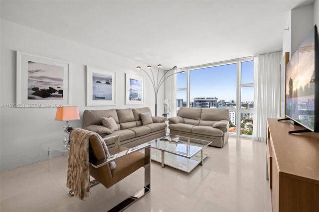 6801 Collins Ave 1401, Miami Beach, FL 33141