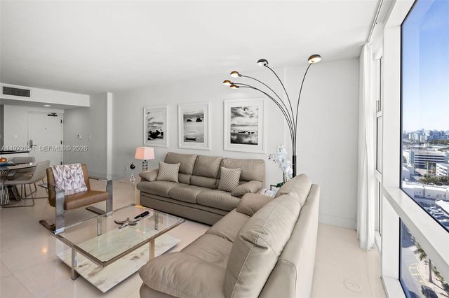 6801 Collins Ave 1401, Miami Beach, FL 33141