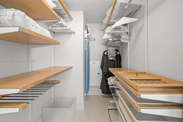 6801 Collins Ave 1401, Miami Beach, FL 33141