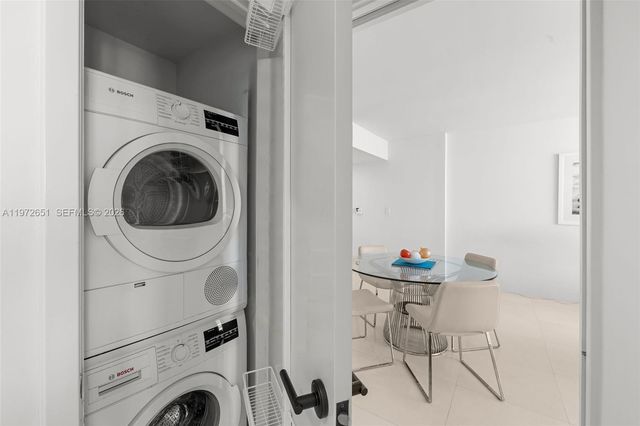 6801 Collins Ave 1401, Miami Beach, FL 33141