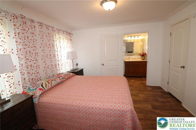 5005 Old Timber Road, Hamilton Twp, PA 18360