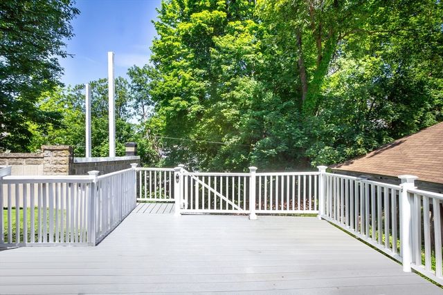 287 Walnut Ave, Boston, MA 02119