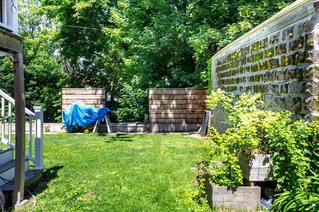 287 Walnut Ave, Boston, MA 02119