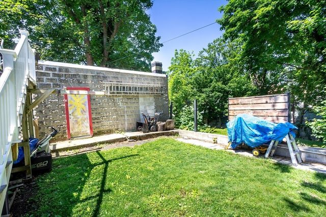 287 Walnut Ave, Boston, MA 02119