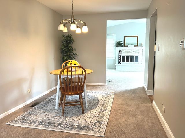 1669 Cape Breton Court, Hoffman Estates, IL 60192
