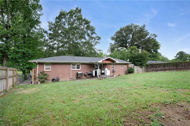 108 Roberts Street, Calhoun, GA 30701