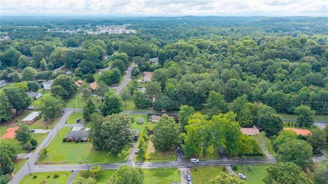 108 Roberts Street, Calhoun, GA 30701