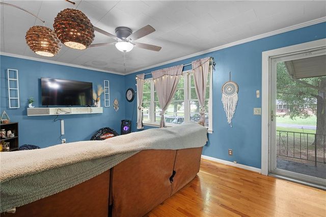 108 Roberts Street, Calhoun, GA 30701
