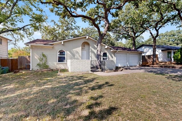 7713 Deaver Drive, North Richland Hills, TX 76180
