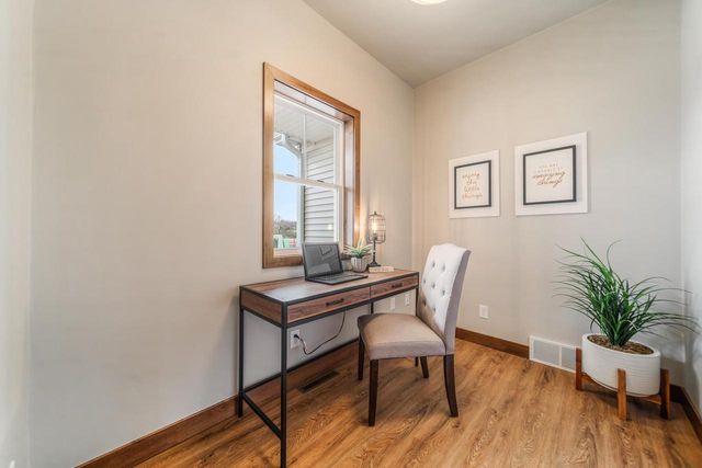 N1737 RED CARDINAL DRIVE, Greenville, WI 54942