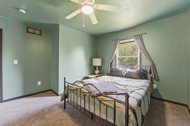 5100 Tamara Lane, West Des Moines, IA 50265