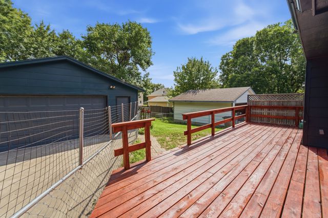 5100 Tamara Lane, West Des Moines, IA 50265