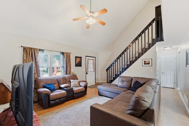 5100 Tamara Lane, West Des Moines, IA 50265